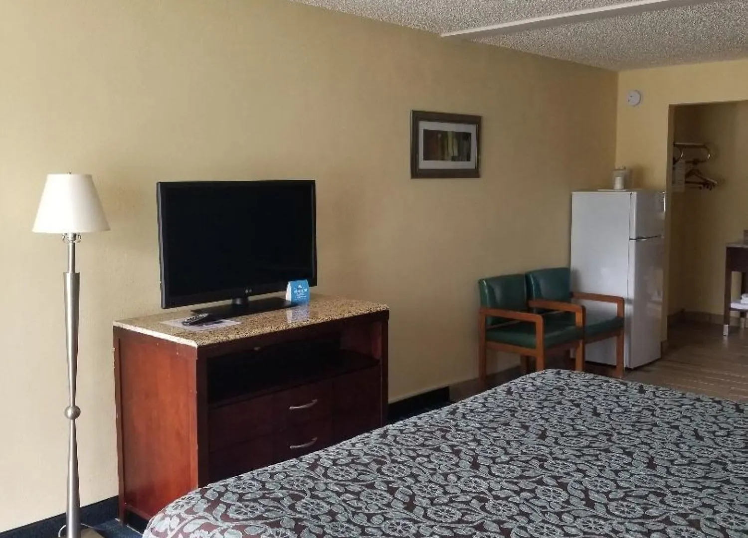 Days Inn By Wyndham Clearwater/Central Hotel Clearwater